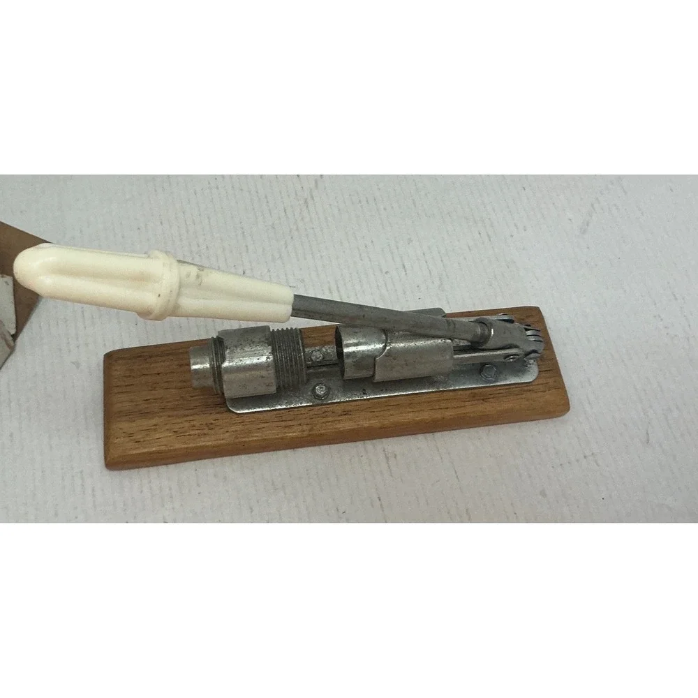 Reed Vintage Rocket Nutcracker Lever Action Wood Base Pecan Tool Large
